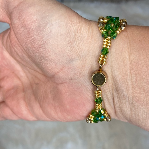 HANDMADE Beaded Green & Gold Boho Bracelet - Picture 4 of 5